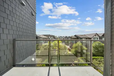 Central location: this 1 bedroom condo with 1 parking is in the heart of Fremont Village. Unit is ap...
