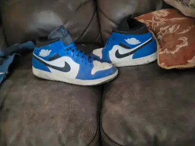Jordan's men size 11 us UK 10