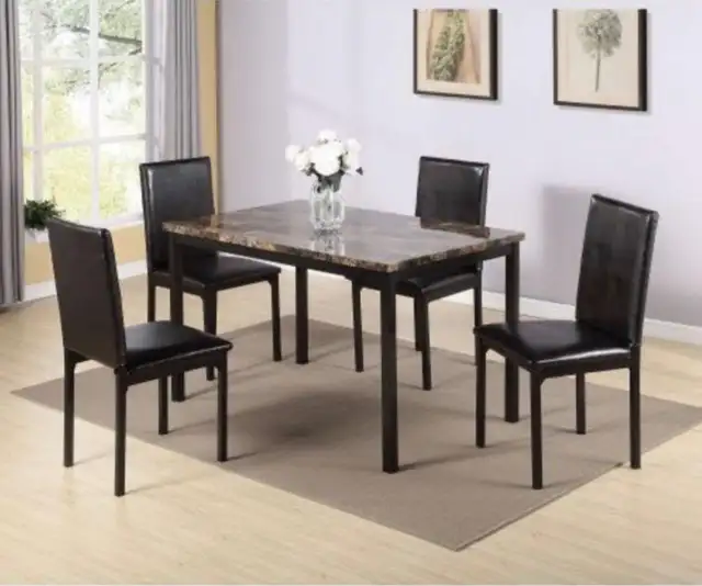 4 Seater Marble Dining Set in Dining Tables & Sets in Barrie - Image 2