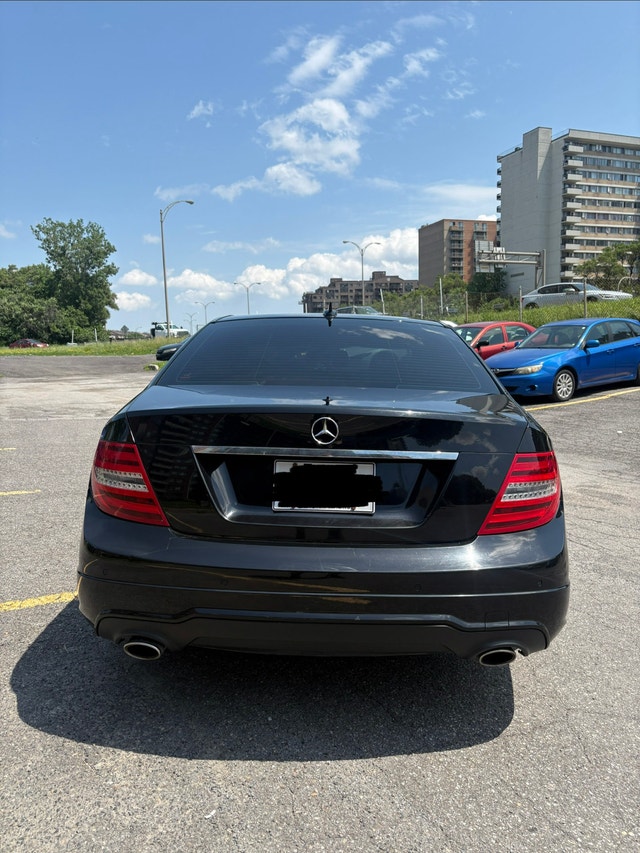 2013 Mercedes-Benz C300 4MATIC – 78,592 km – Excellent Condition — photo 3