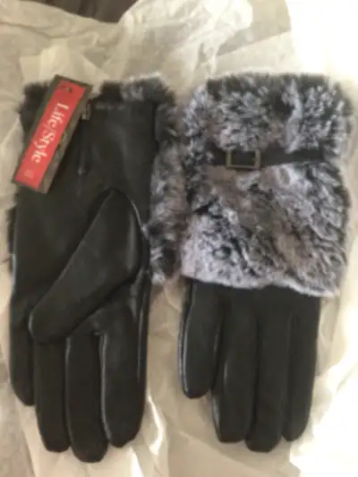 Scarf and glove set, View more