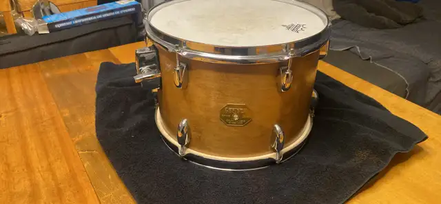 gretsch 13x9 tom.  1979  stop sign badge 64424056183170120