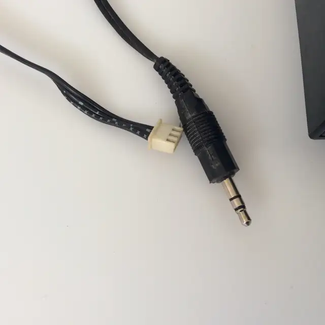 SANYO Auto Return Belt Drive Turntable TP W10 Not Tested. in General Electronics in Mississauga / Peel Region - Image 8