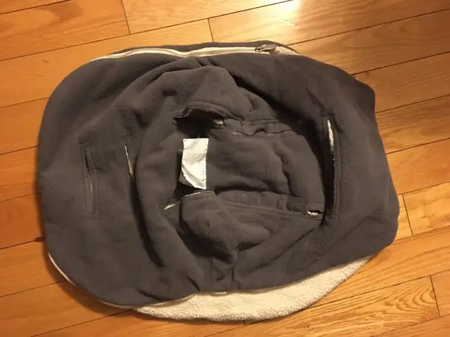 Couvre bébé pour poussette ou siège d’auto in Strollers, Carriers & Car Seats in City of Montréal - Image 8