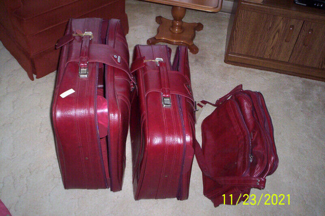 Samsonite luggage for sale in Other in North Bay - Image 2