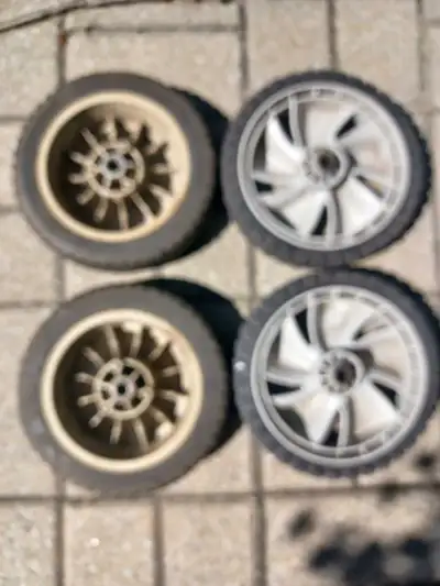 Roues de tondeuse, View more