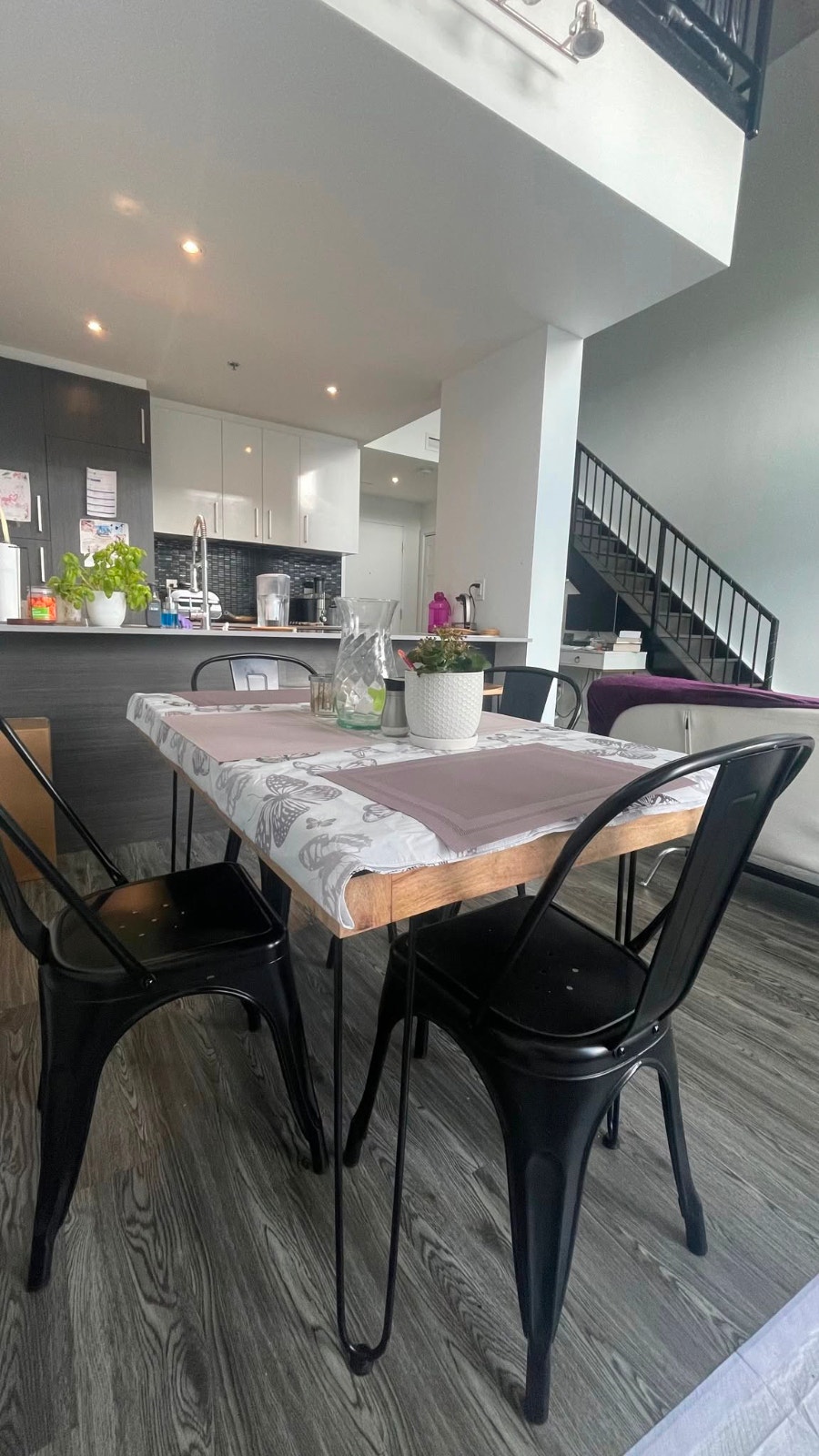 SEPTEMBER 1st — LEASE TRANSFER | LITTLE ITALY / PETITE ITALIE | — photo 2