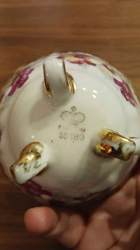 Tasse de thé vintage à trois pattes Gift Craft Fine China Japan dans Art et objets de collection  à Longueuil/Rive Sud - Image 4