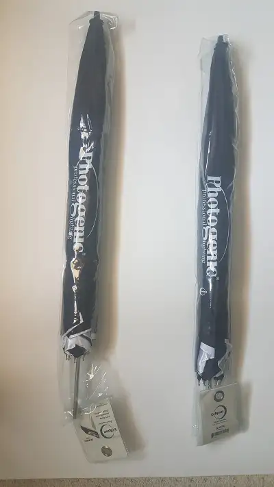 2 Lighting Umbrellas 45” Eclipse EC45BC Probably never used