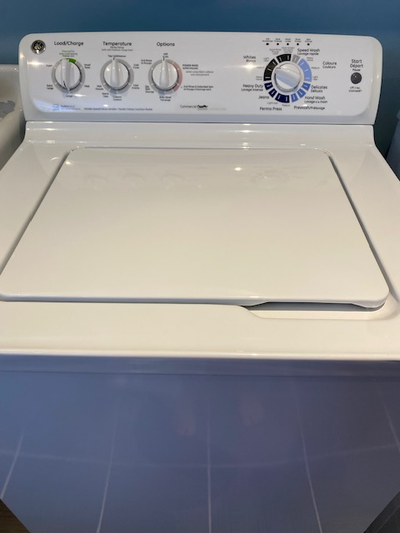 Laveuse GE - "Certifié Energy Star" Plusieurs réglages pour niveau d'eau, plusieurs cycles de lavage...