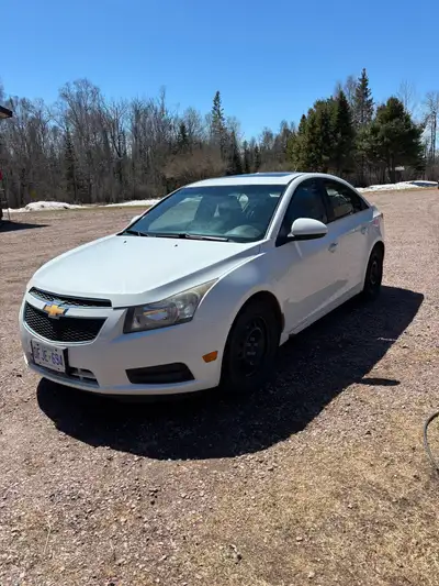 2012 Chevy Cruze 179,263km Comes with new studded tires/rims 4,500 obo Message for details