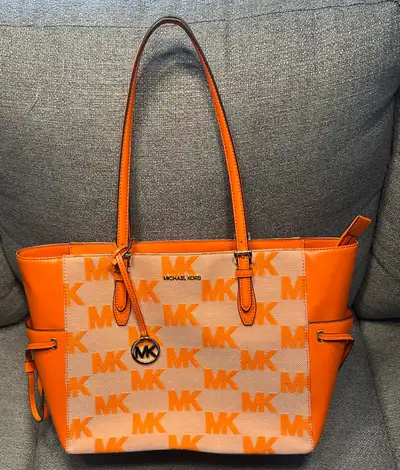Michael Kors Tote, View more
