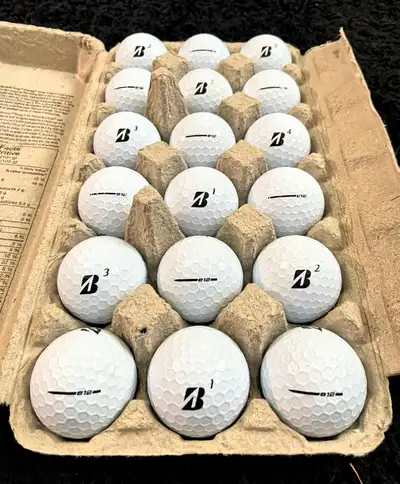 18 Bridgestone E12 Golf Balls, View more