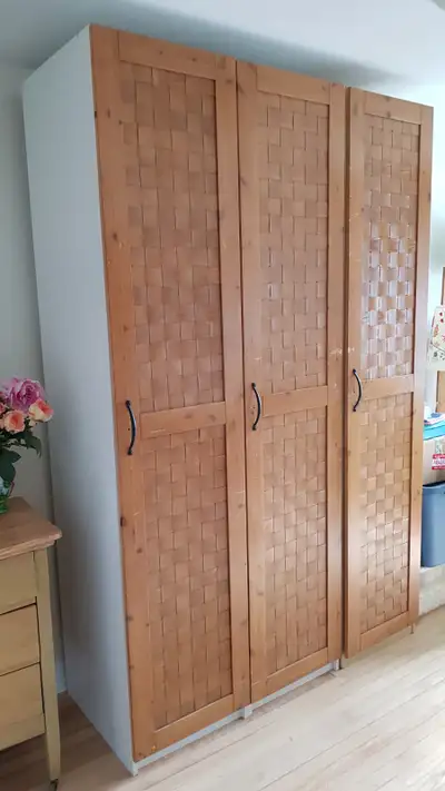 4 Armoires IKEA PAX  portes bois tressé/IKEAPAX woven wood doors, View more