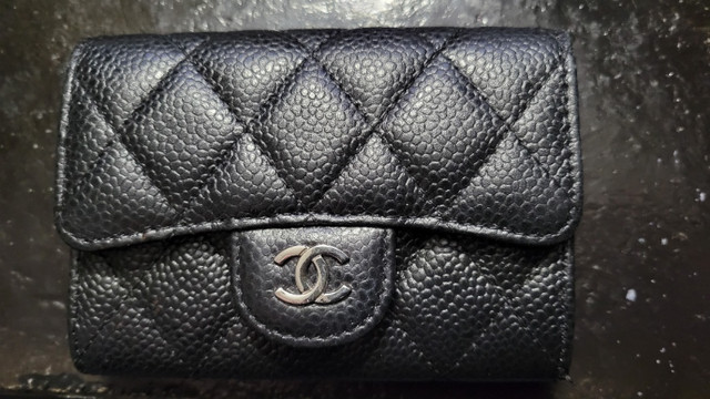 AUTHENTIC CHANEL WALLET COIN PURSE FOR SALE in Women's - Bags & Wallets in Hamilton