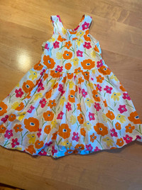 Robe fleurie taille 2 ans (C287)