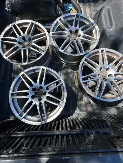Audi RS (S Line) wheels 19” Curbed up outer edges, but straight. Not bent or cracked Great cheap sol...