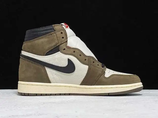 AIR JORDAN 1 HIGH OG TS SP 'Travis Scott' -  Size 8.5 in Men's Shoes in Québec City - Image 7