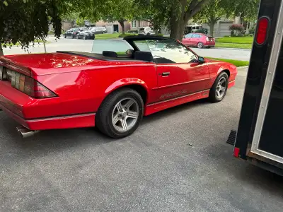 89’ IROC Z28 Convertuble. Mint ! Want more info give me shout. Be reasonable EH