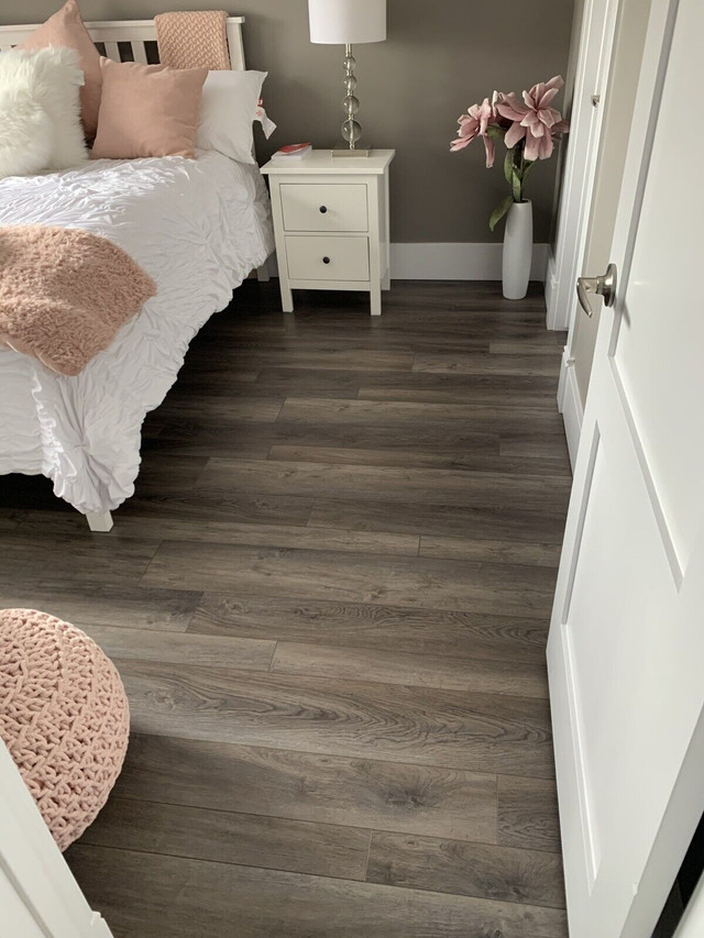 Flooring installation carpet and vinyl click installer Flooring