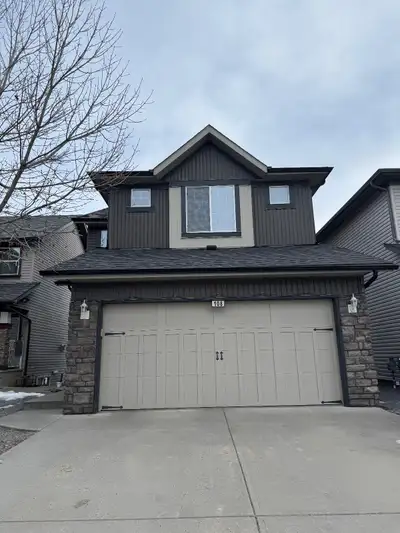 2-Storey House attached Double Car Garage in the community of Silverado in Calgary Alberta Ideal loc...