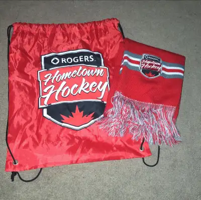 Rogers Hometown Hockey Scraf with original bag and asking 15$ Jaeger scraf made in Scotland 100% pur...