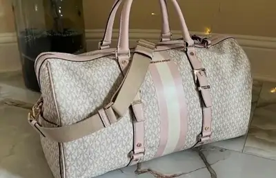 Sac de voyage Michael Kors, View more