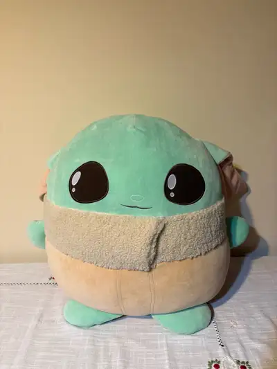 Giant yoda plush | used like new