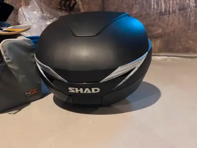 This came off a 2018 Kawasaki Ninja 1000, possibly should be able to fit a SX as well. Retails for a...