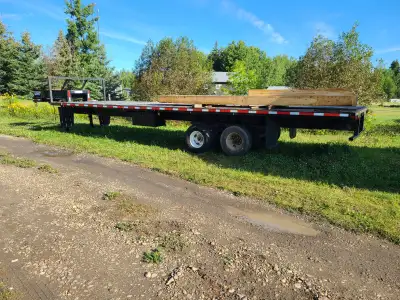 32' Beothuck Gooseneck Flatdeck Trailer 10k Axles with Duals Electric Brakes