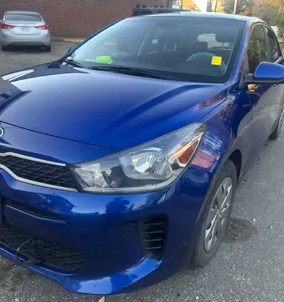 Selling my 2020 Kia Rio 5-Door in blue. The vehicle has 96,500 km and has been reliable, fuel-effici...