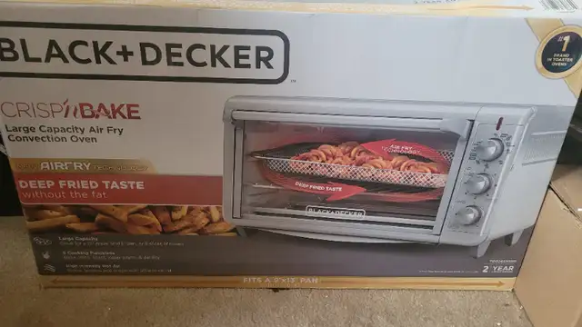 Black and Decker Airfry / Toaster Oven in Toasters & Toaster Ovens in Mississauga / Peel Region - Image 2