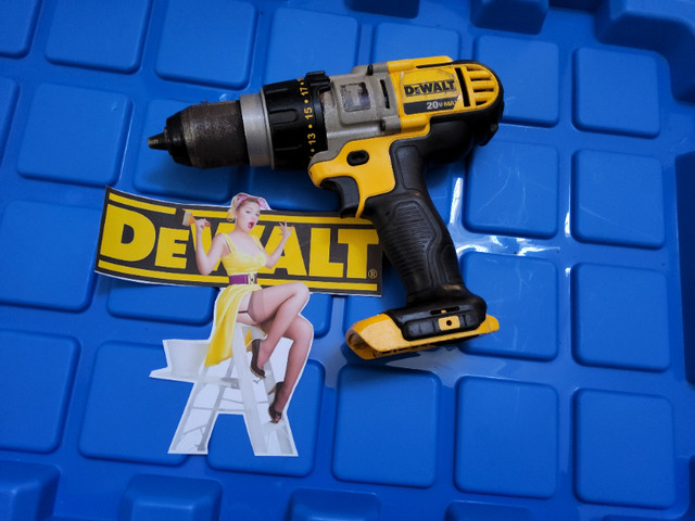 Dewalt 20v hammer drill dcd 985 usa in Power Tools in Hamilton