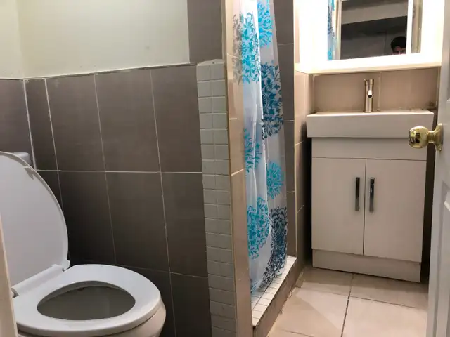 Room for rent on sharing basis from Sep 1st 2026 Near Bramalea in Room Rentals & Roommates in Mississauga / Peel Region - Image 4