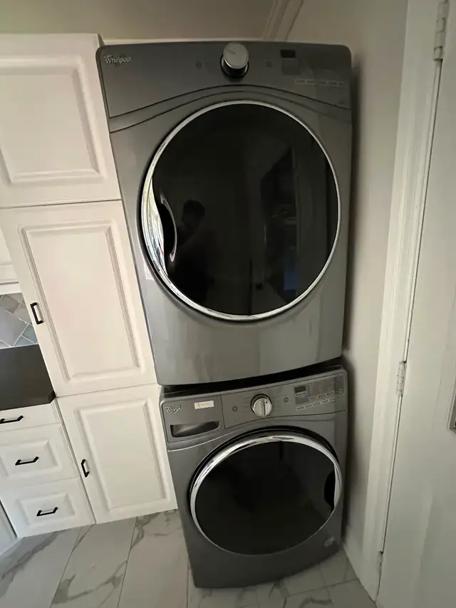 Whirlpool Front-Load Washer + Stackable Dryer Set – Clean in Washers & Dryers in Markham / York Region - Image 3