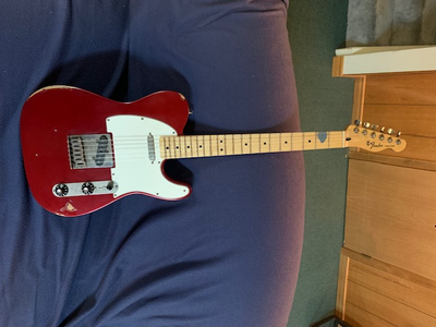 Good physical condition but beat up quite a bit. All original MIM. Looking to trade for a rosewood n...