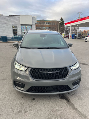 2022 Chrysler Pacifica
