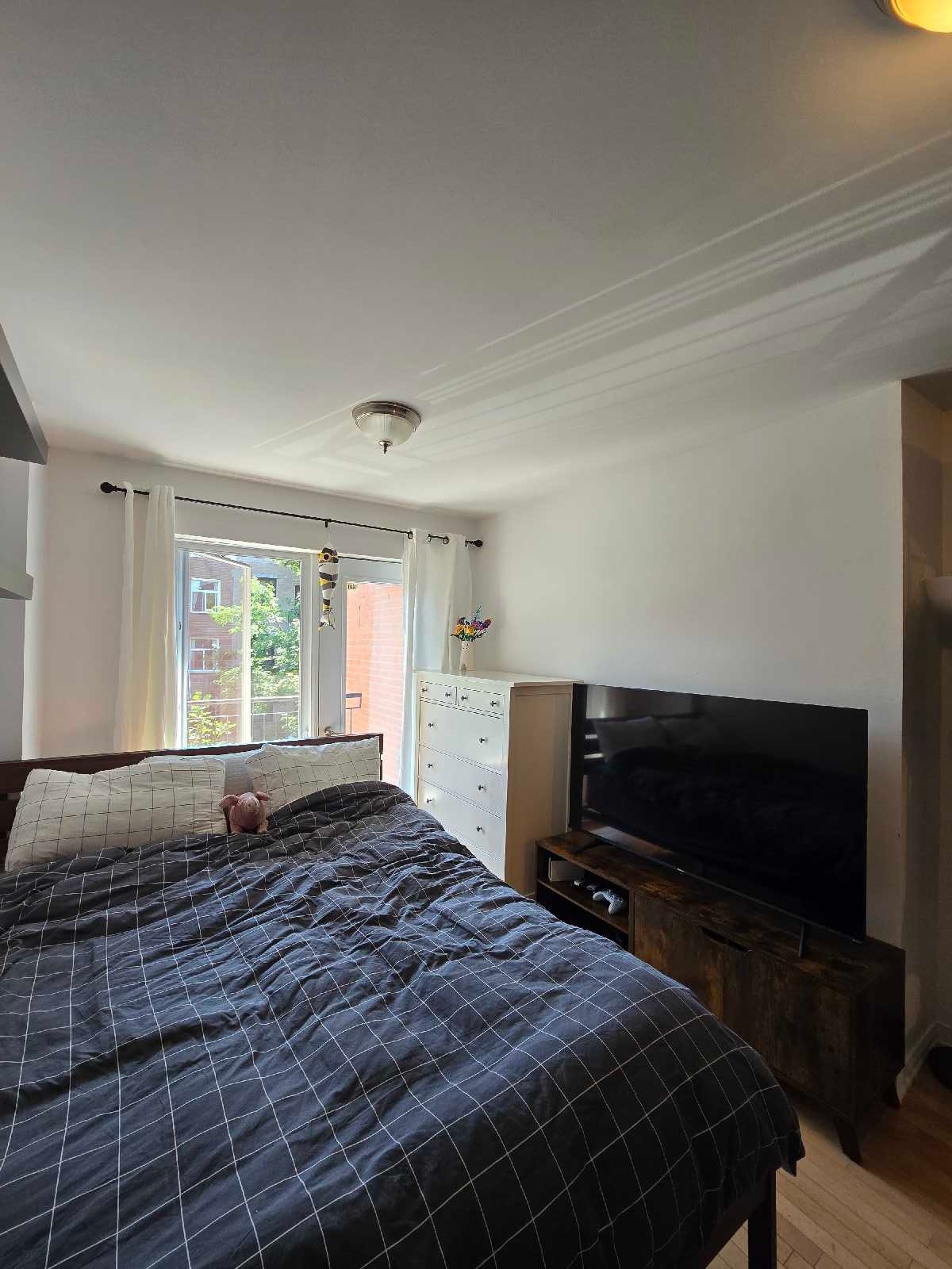 URGENT 1½ À LOUER / LEASE TRANSFER – 1 100 $/mois – H2K 3V4 — photo 2