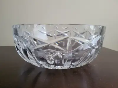 Solid crystal bowl - approx 8" diameter. Cross and Oliver cut work design. Perfect size for salads,...