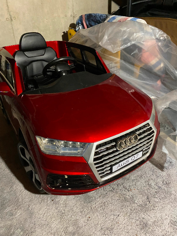 Audi toy car. dans Jouets et jeux  à Gatineau - Image 2