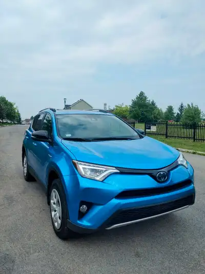 Toyota rav4 hybrid Limited / SE 2018 Full Options Couleur très rare!!! Intérieur en cuir noir et cou...