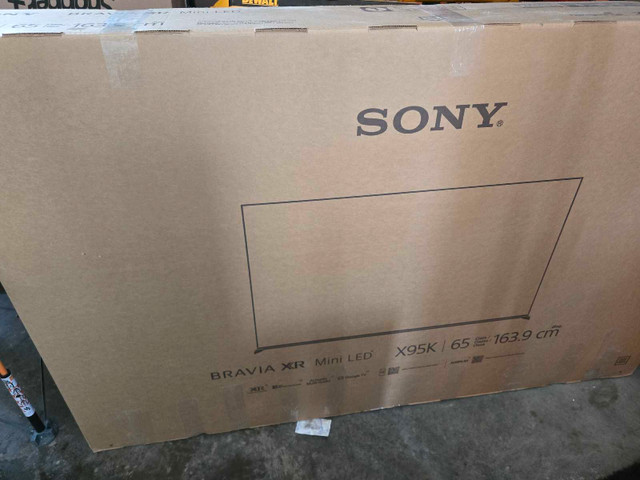 Sony Bravia X95K mini led TV for parts in TVs in Calgary