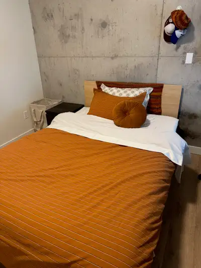 Looking for a deal on a last minute sublet? Stay at the Annex Residence for almost 50% off and enjoy...