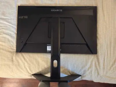 Selling my well-maintained Gigabyte M27Q 2k gaming monitor with a 27-inch display, which delivers st...