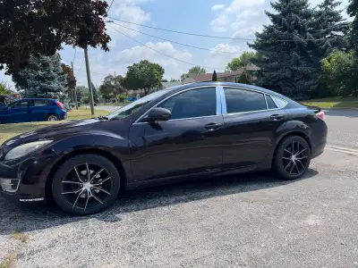 well driven car , no light on dashboard new tires . 18 inch elloy heated/leather seats/ sunroof: mus...