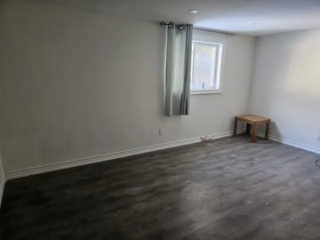 Walk-out Basement room for rent in Room Rentals & Roommates in Kitchener / Waterloo - Image 4