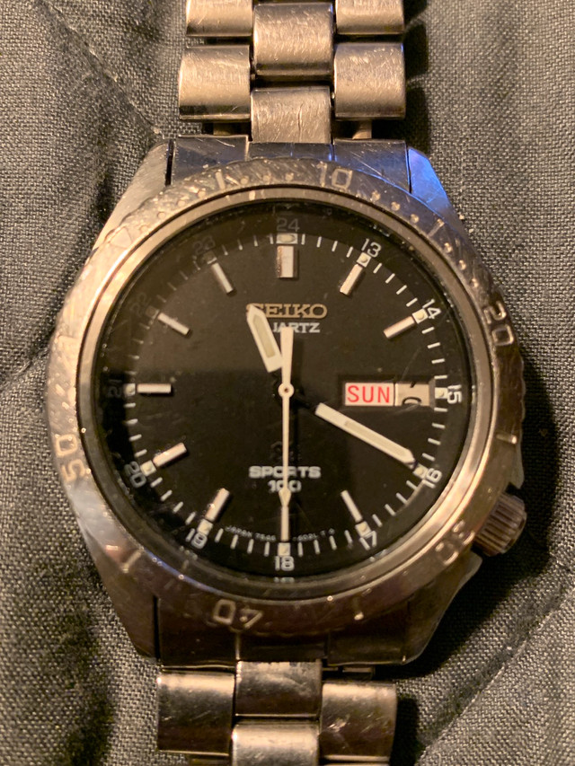 Seiko sports 100 discount sq