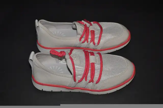 UGG Running Shoes for kids, new in Kids & Youth in Mississauga / Peel Region - Image 3