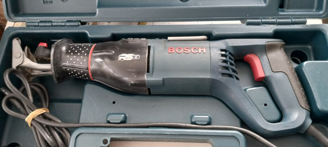 Scie Alternative Bosch RS-5 électrique dans Outils électriques  à Ville de Québec