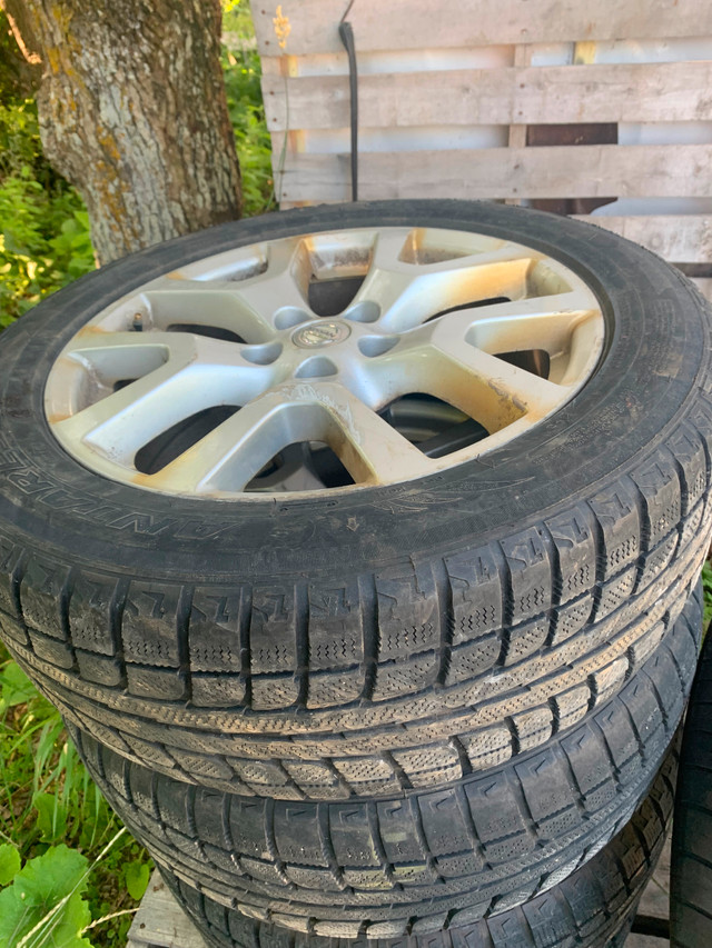 Snow tires and alloy wheels for 2011 Nissan Rogue. in Tires & Rims in Sudbury - Image 2